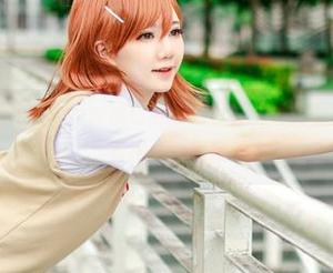 探索Sally Dorasnow黑白全套图包，逼近的不止是画面，还有那一丝暖意